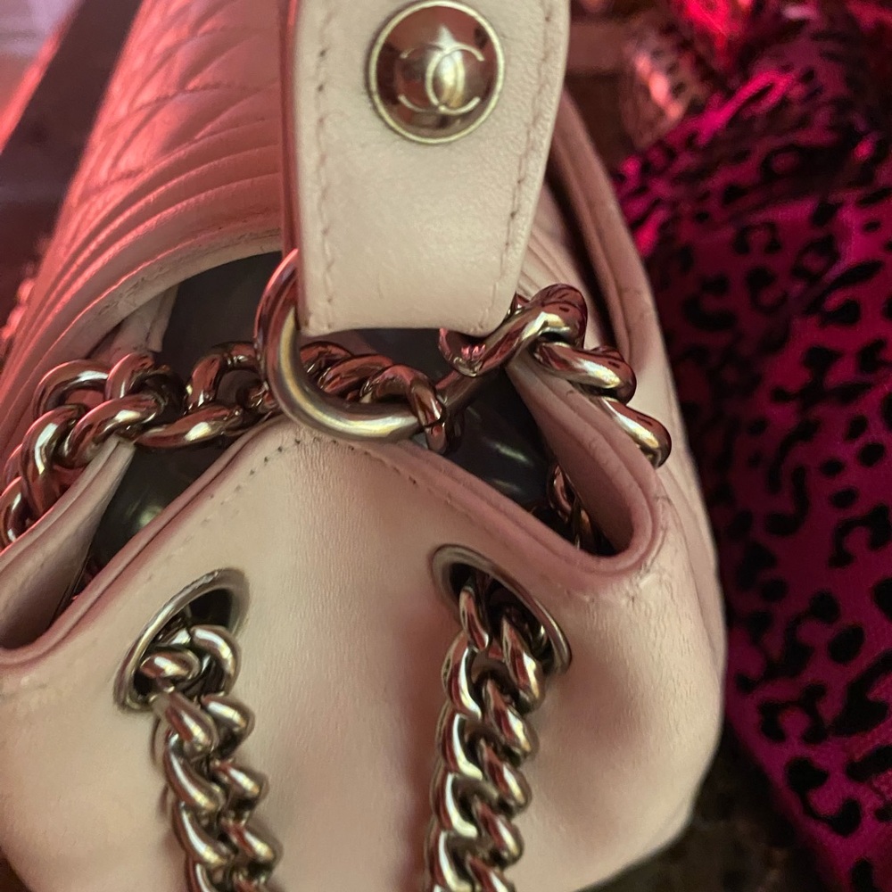 👜SOLD 👜2,000 👜Chanel Flap Handbag - Picture 12 of 16